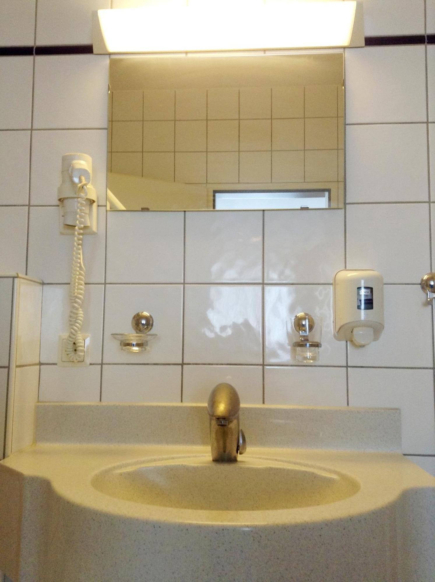 Hotel Thalinger Hof à Kronstorf Extérieur photo