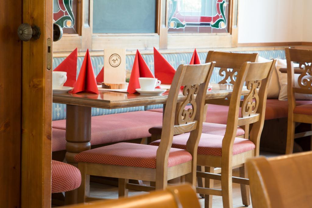 Hotel Thalinger Hof à Kronstorf Extérieur photo
