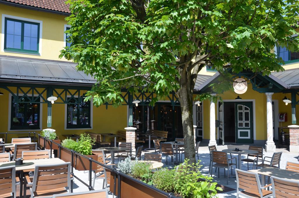 Hotel Thalinger Hof à Kronstorf Extérieur photo